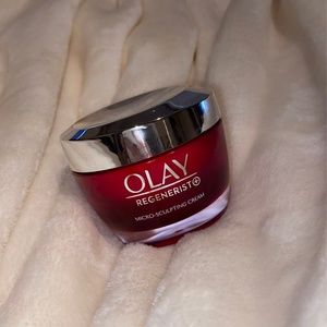 Olay Regenerist
